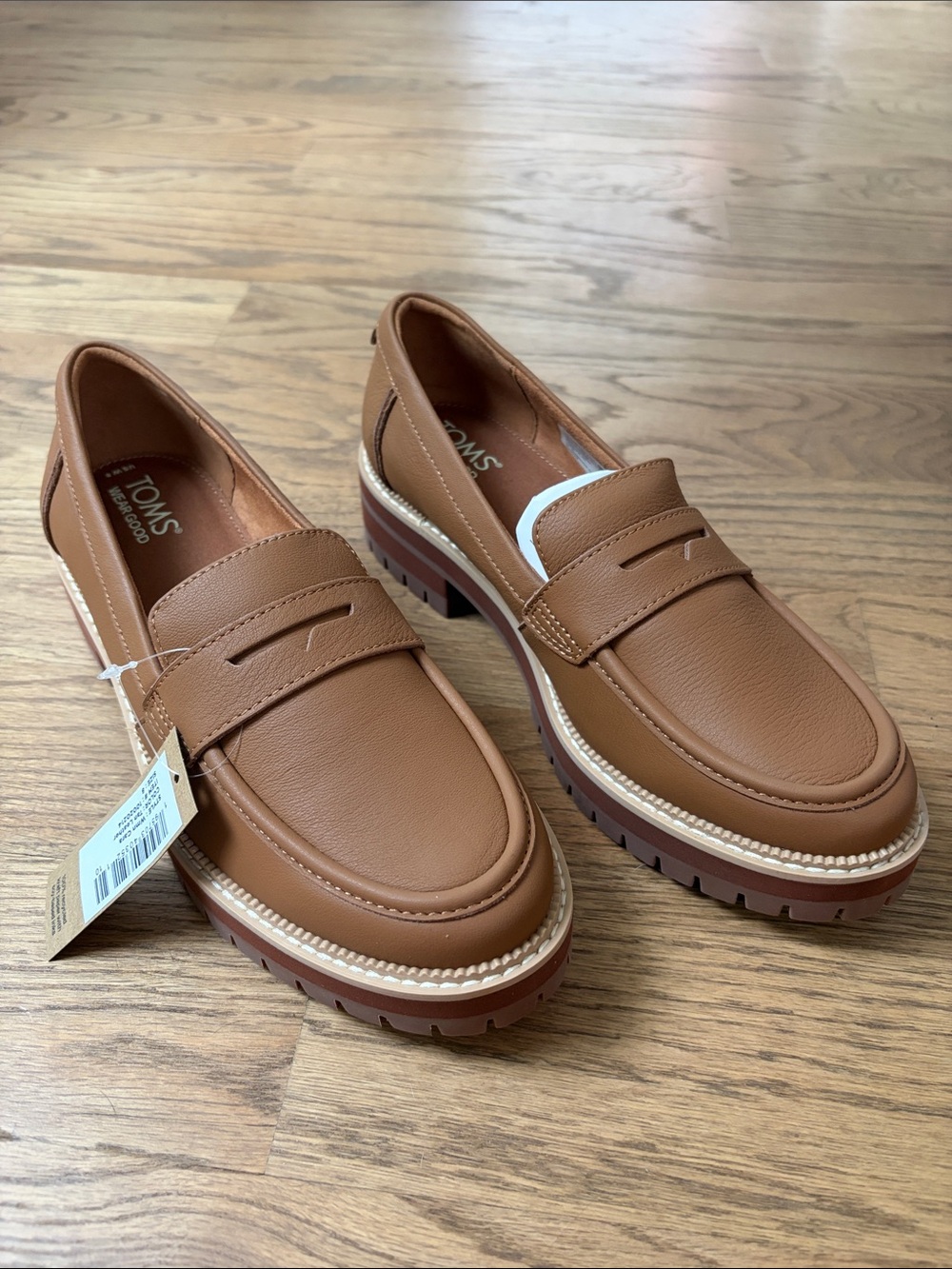 NWT TOMS Cara Loafers - Tan